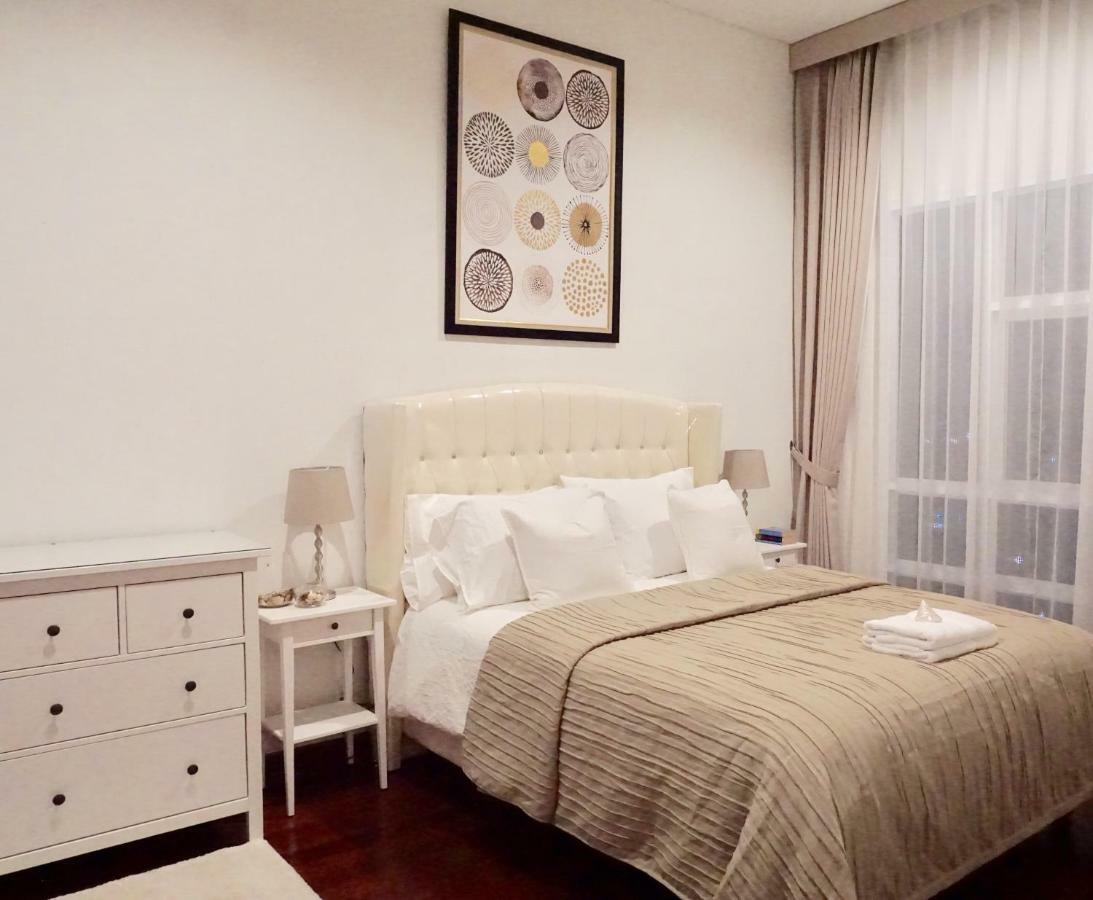 2Br Lucky Tower Residence Jakarta Old Town Top Floor Condo Exteriör bild